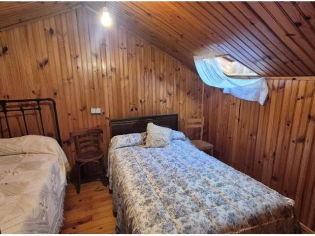 SE VENDE CASA CON ENCANTO RUSTICO Y CALIDEZ EN EL CORAZON DEL VALLE DE FINOLLEDO