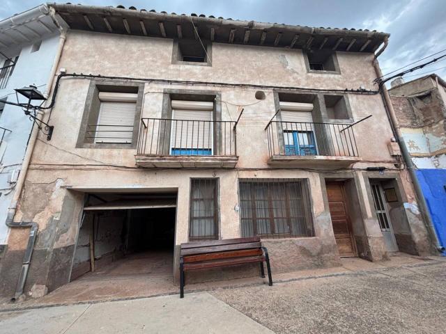 Se vende casa con garaje en Brea de Aragon