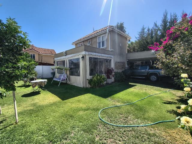 SE VENDE CASA CON O SIN MUEBLES! 360 M2 DE TERRENO