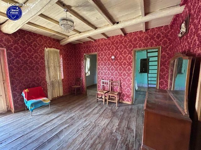 ? SE VENDE CASA CON PARCELA EN HERVEDEDO ?