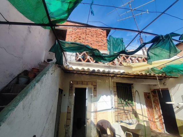 Se vende casa con patio en zona Patrocinio de Talavera de la Reina