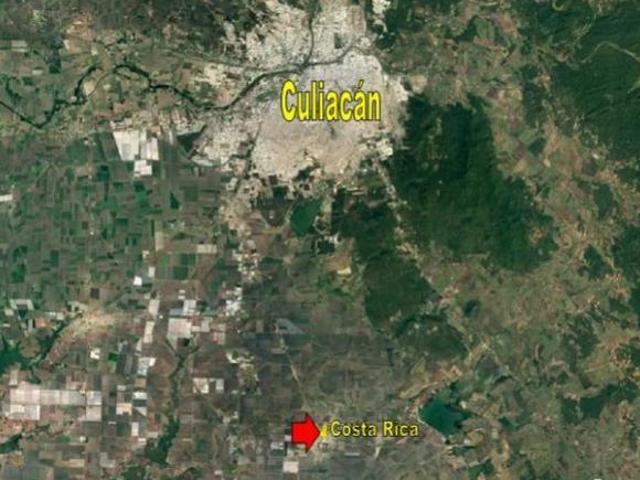 SE VENDE CASA / COPROPIEDAD 50%