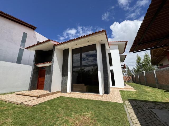 Se vende casa de campo en Yanamarca, a 8 min de Cajamarca