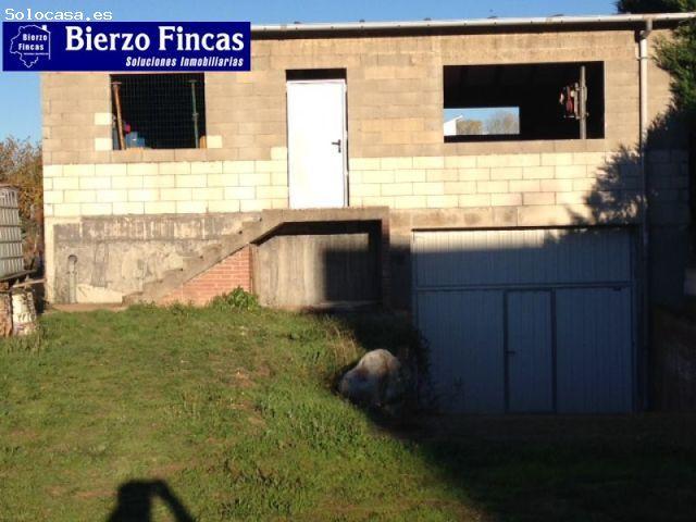 SE VENDE CASA DE FIN DE SEMANA CON FINCA EN ALMAZCARA