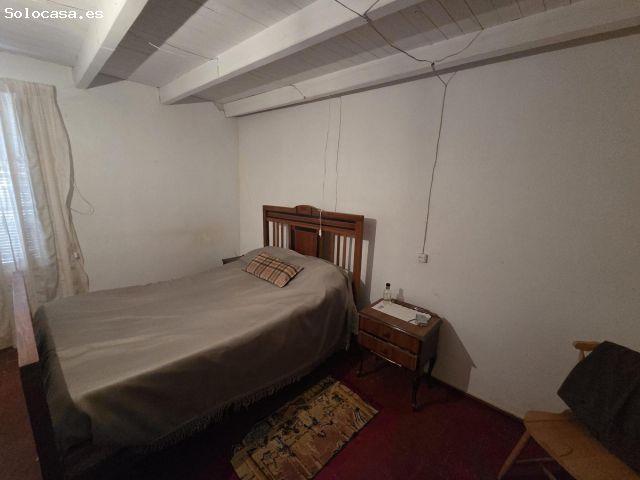 SE VENDE CASA DE PUEBLO EN VILLABRAZ LEÓN, NECESITA REFORMA, DOS PLANTAS, 1ª PLANTA DIÁFANA. PA