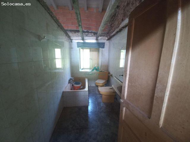 Se vende casa de piedra con terreno en Ramales
