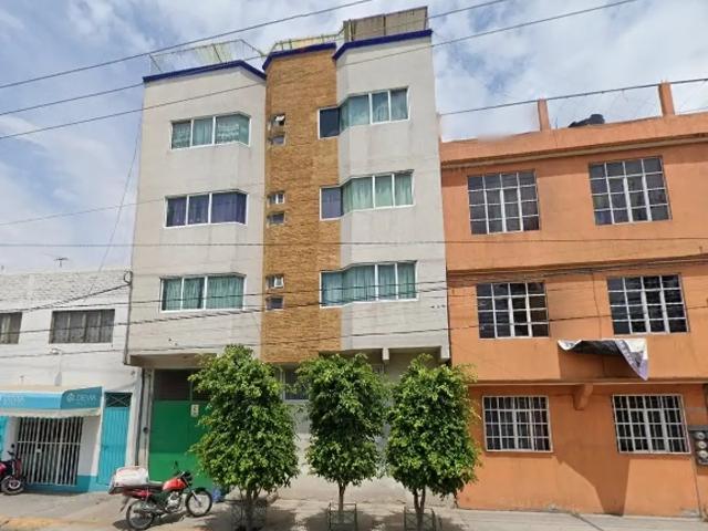 Se Vende Casa de Recujperación Bancaria en A. Sor Juana Ine de la Cruz Col. Evolución Nezahualcoyotl