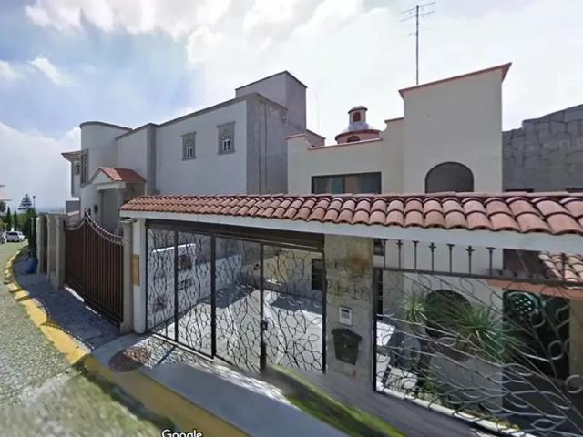 Se vende Casa de Recuperación Bancaria en C. Cuarzo 9, Naucalpan de Juárez. Mex