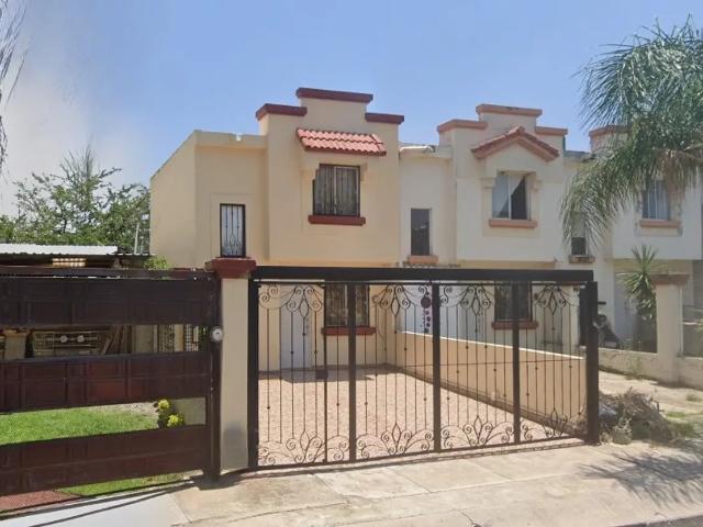 Se vende Casa de Recuperación Bancaria en C. Rio Colorado, Coyula, 45410 Tonalá, Jalisco
