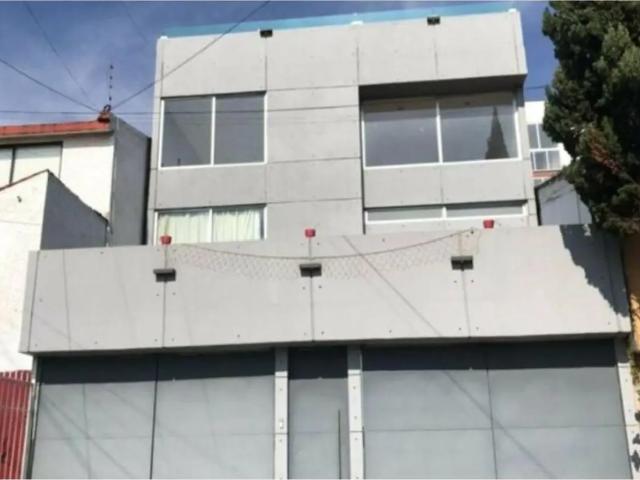 Se Vende Casa de Recuperación Bancaria en Cda. Paseo del Pregonero, Colina del Sur, Alvaro Obregón