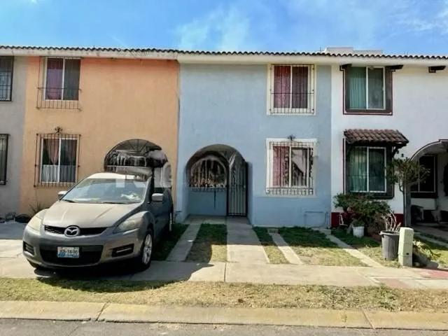 Se vende Casa de Recuperación Bancaria en Fracc. Real del Valle, Tlajomulco Zuñiga Jal