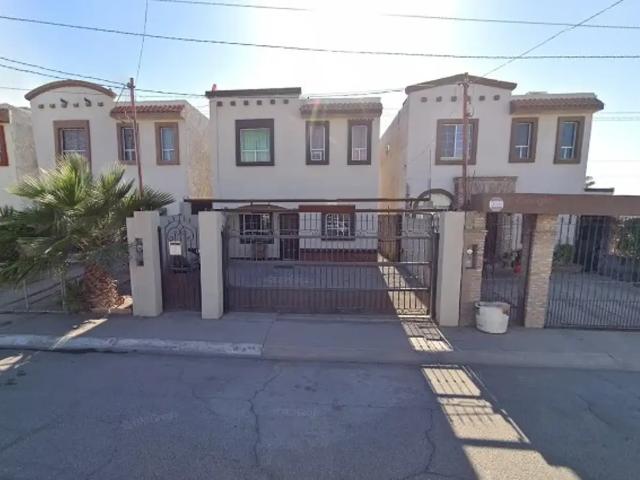 Se Vende Casa de Recuperación Bancaria en Sierra Madre del Sur, Vista del Valle, Mexicali, B.C