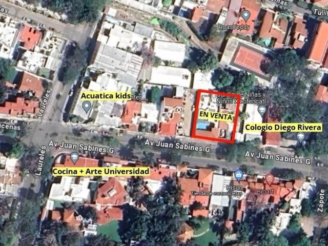 Se VENDE casa de una planta con 720 m2 de terreno y alberca en Los Laureles