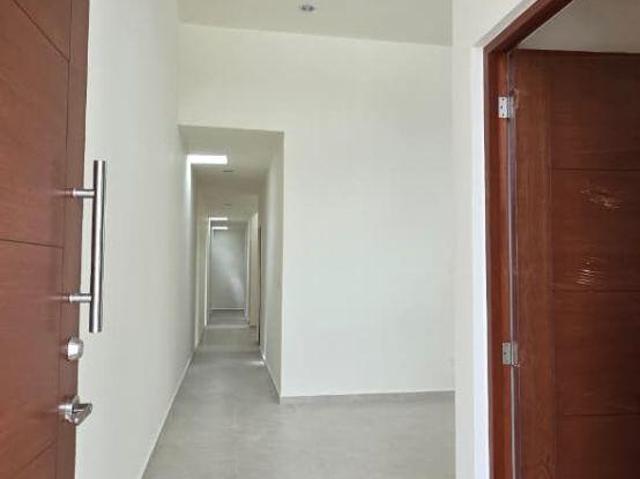 SE VENDE CASA DE 1 PISO EN PRIVADA AL NORTE DE LA CIUDAD