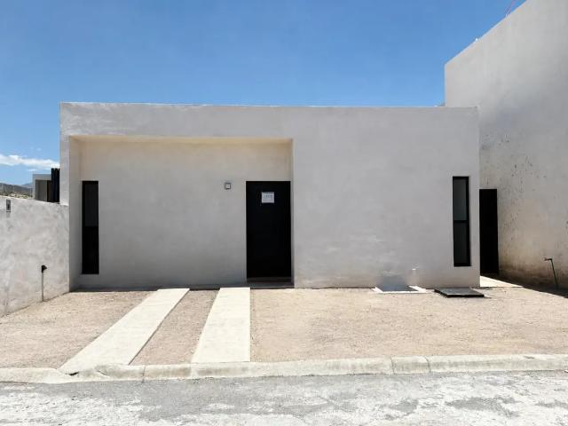 Se VENDE Casa de 1 planta en Fracc. Santa Elena