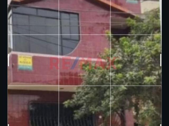 Se Vende Casa De 2 Pisos En Puente Piedra