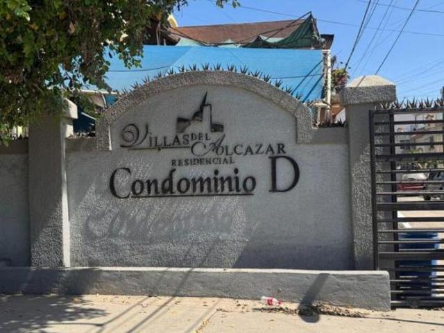 Se vende casa de 2 recámaras en Villas del Alcazar, Tijuana