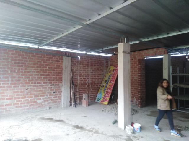Se vende casa de 3 pisos