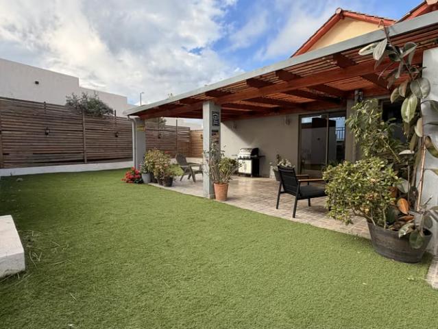 En venta amplia casa en lomas de lo aguirre, pudahuel | 3 dormitorios por 9200.00 en Pudahuel