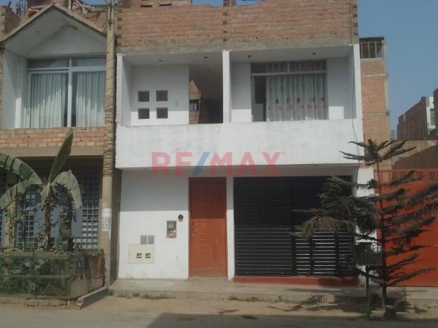 Se Vende Casa De 3 Pisos En San Antonio De Carabayllo