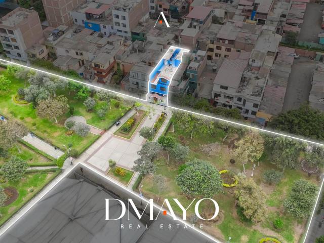SE VENDE CASA DE 3 PISOS FRENTE A PARQUE A 5 MINUTOS DE GAMARRA
