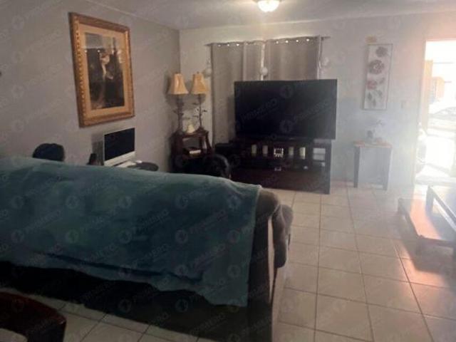 Se vende casa de 3 recámaras en Colinas de California, Tijuana