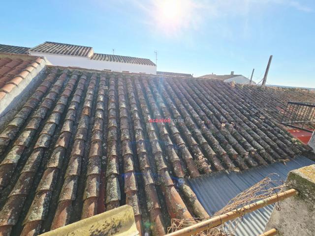 SE VENDE CASA ECONOMICA EN VVA DE CORDOBA