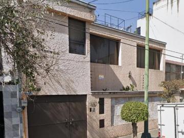 Se vende casa en Nueva Santa Maria