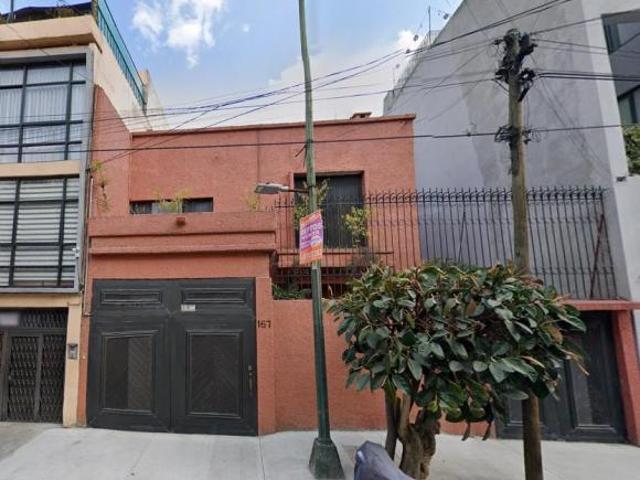 Se vende casa en Napoles