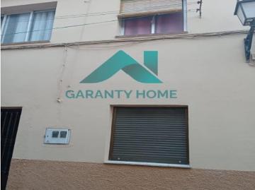 ? SE VENDE CASA EN NAVALVILLAR DE IBOR ✨