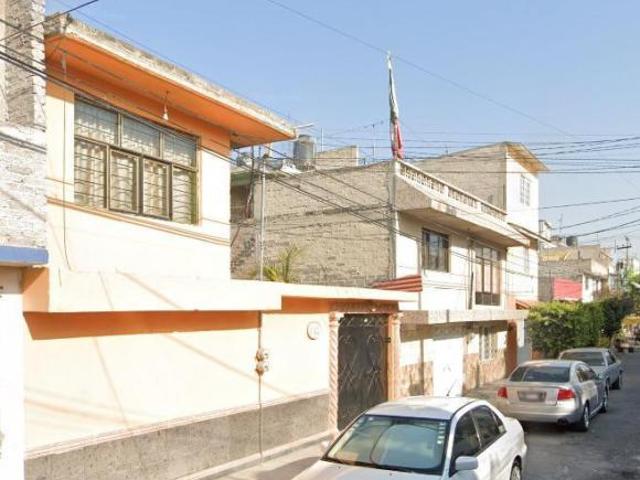 Se vende casa en Nezahualcoyotl