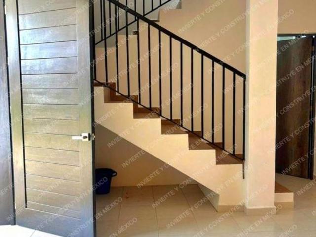 SE VENDE CASA EN OAXACA CERCA DE AVENIDA UNIVERSIDA, PLAZA DEL VALLE Y COLEGIO CUMBRES