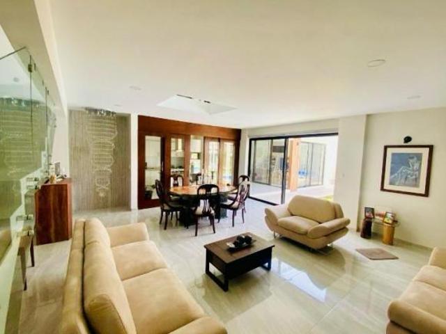 SE VENDE CASA EN ATLIXCO MUY CERCA DEL HOTEL ALDEA 4