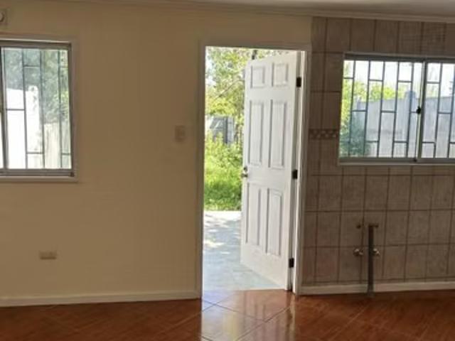Se Vende casa en Avda. Esfuerzo Linares | 3 dormitorios por 75000. 00 en Linares