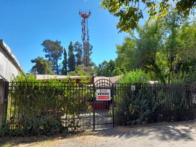 Se vende casa en Avenida Collín con Avenida Brasil