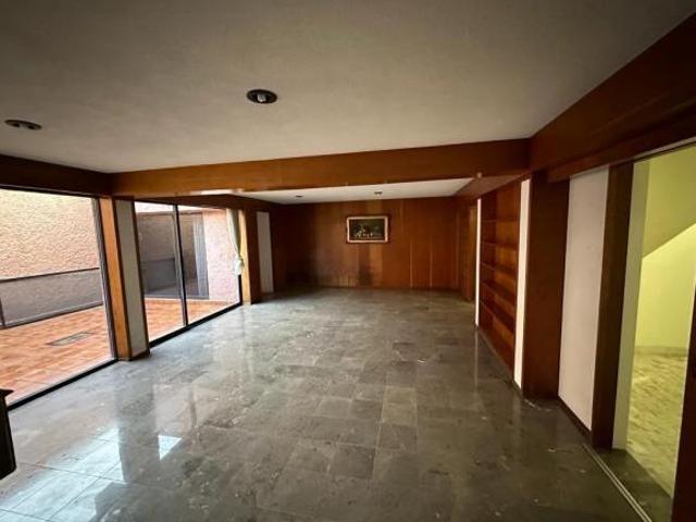 Se Vende Casa en Arboledas, T.398 m2, 6 Habitaciones, 5 Baños, 4 Estacionamiento