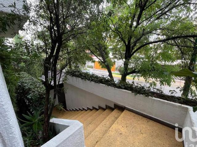 Se vende casa en Bosques de la Herradura en Privada,cerca de Bosque de Minas