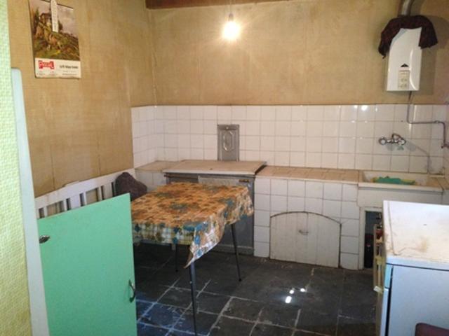SE VENDE CASA EN CABREROS DEL RIO PARA REFORMAR