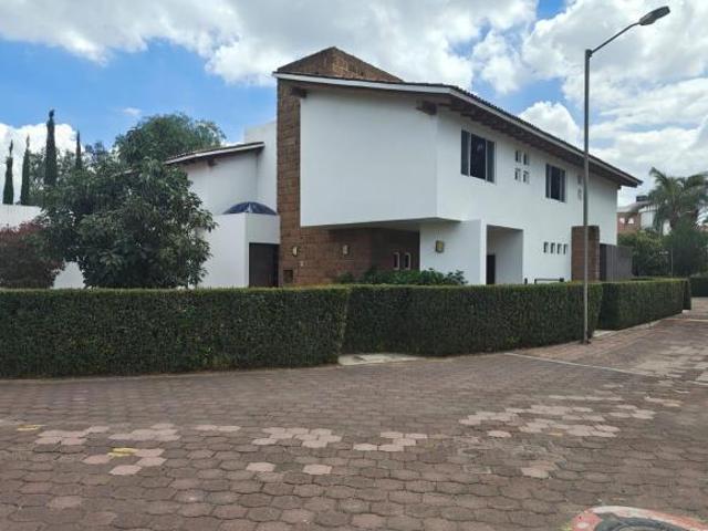 Se vende casa en Campestre club de Golf San Gil en San Juan del Rio, Qro