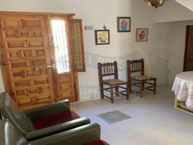 SE VENDE CASA EN CASTEJON