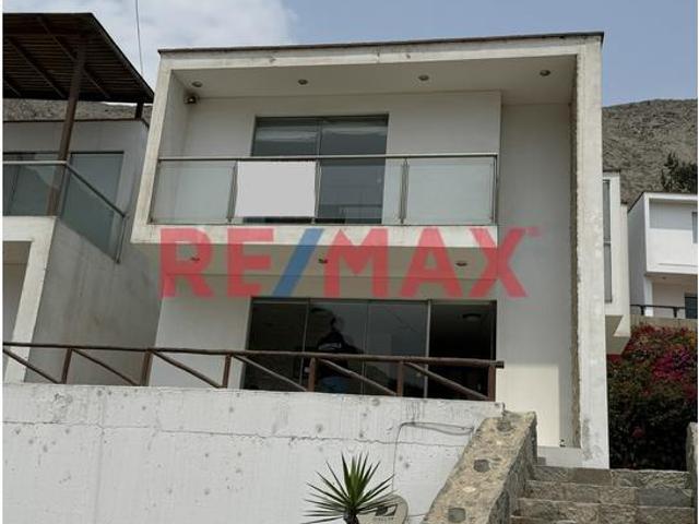 Se Vende Casa En Club Villa Tusan