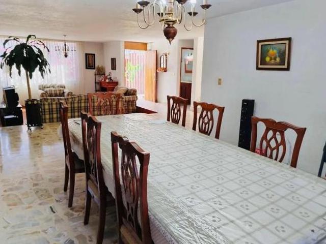 SE VENDE CASA EN COAPA