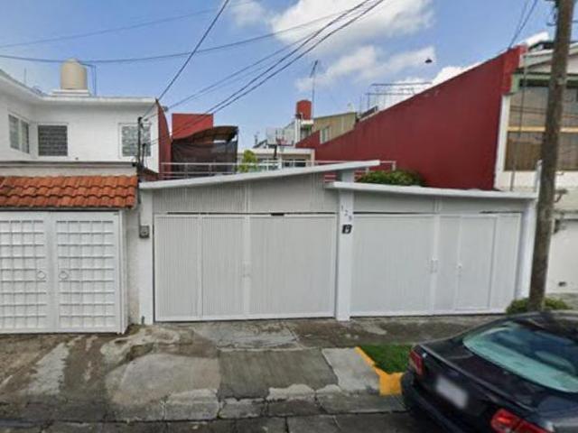 SE VENDE CASA EN COL. VALLE DORADO, TLANEPANTLA, EDO MEX