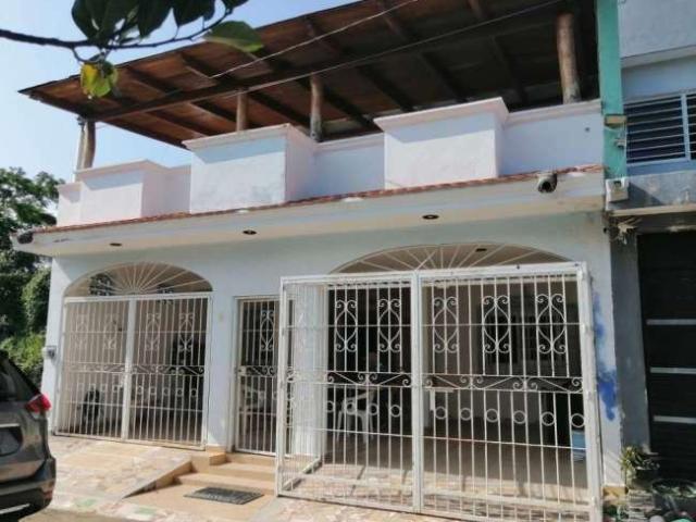 SE VENDE CASA EN COL BRISAS DE SALAGUA MANZANILLO