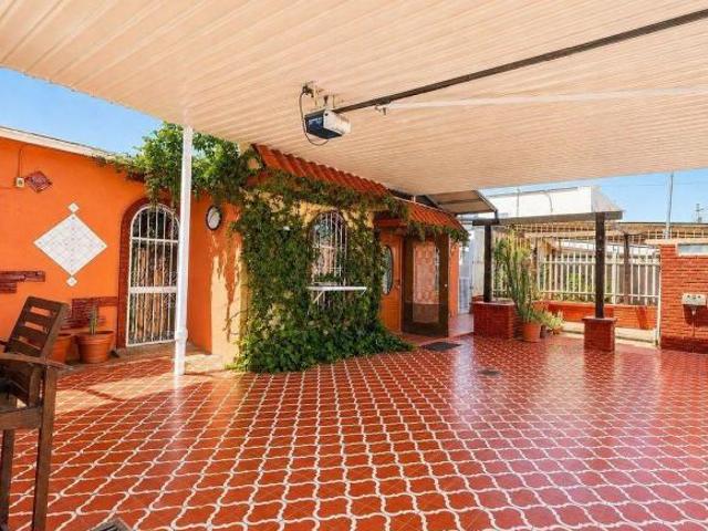 SE VENDE CASA EN COL. INDEPENDENCIA MAGISTERIAL