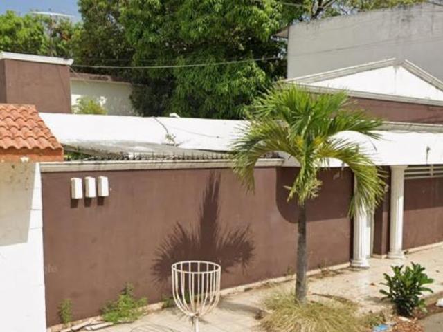 SE VENDE CASA EN COLONIA FLORESTA VERACRUZ