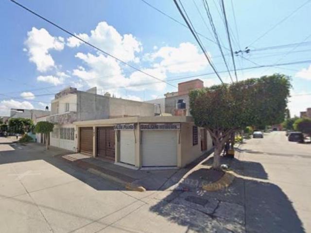 SE VENDE CASA EN COLONIA JARDINES DE LA PRADERA LEON DE LOS ALAMOS GUANAJUATO