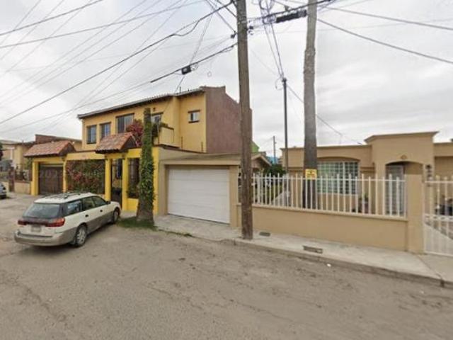 SE VENDE CASA EN COLONIA OTAY CONSTITUYENTES TIJUANA BAJA CALIFORNUIA