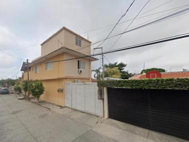 SE VENDE CASA EN COLONIA SANTA ELENA POZA RICA DE HIDALGO VERACRUZ