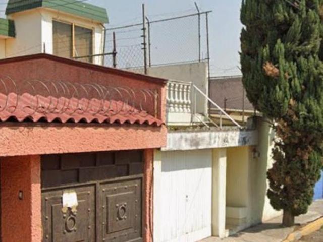 SE VENDE CASA EN COLONIA VILLA DE LAS FLORES SAN FRANCISCO EDO MEX